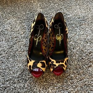 Jessica Simpson Ginger2 Pump (sz7)